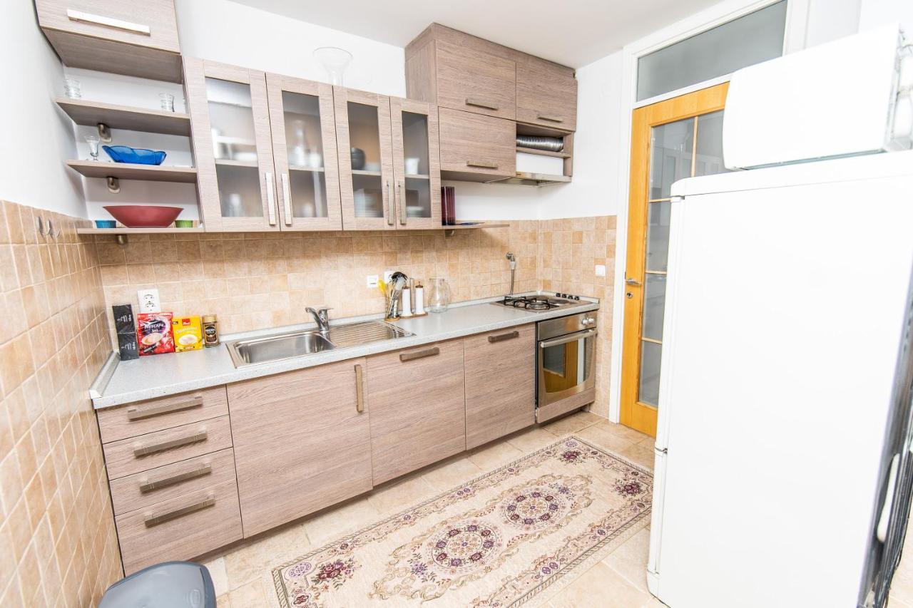 Modern 2Bdr Apartment In The Center- Free Parking SJJ Exterior photo
